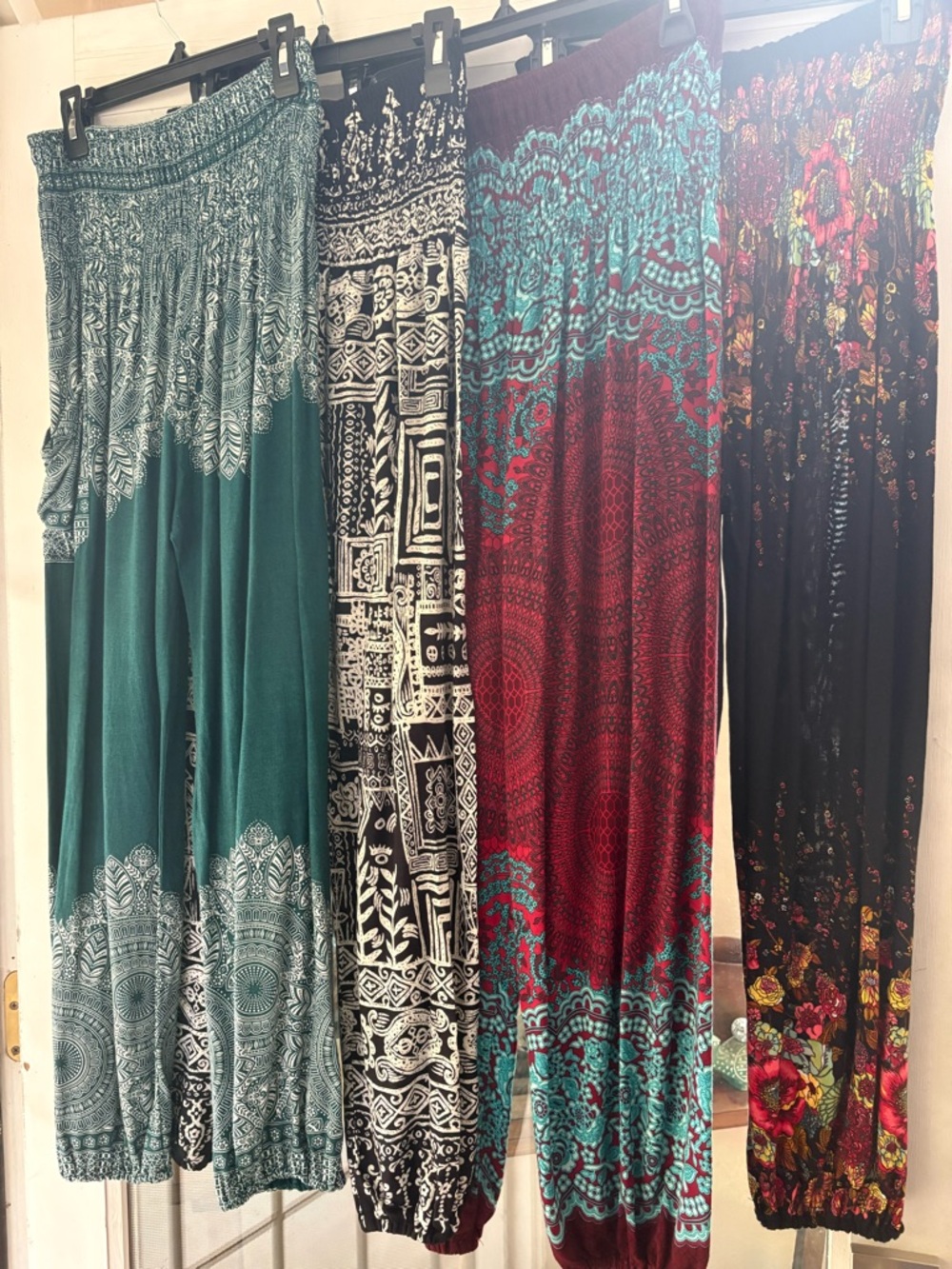 Lot of 4 PAIR of Rayon Harem Genie Pants medium
